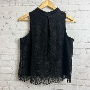 Haute Monde Full Lace Halter Top Fully Lined Key Hole back Cropped M Black